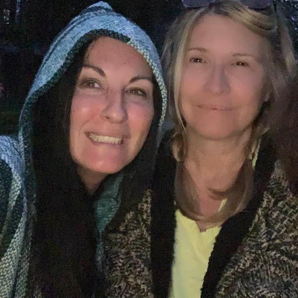 Meet your Posher, Cindy - Picture 1 of 1